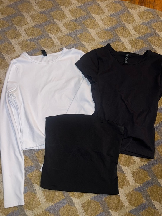 Cotton On Tops - Body Cotton On Black & White Crop Top bundle XS